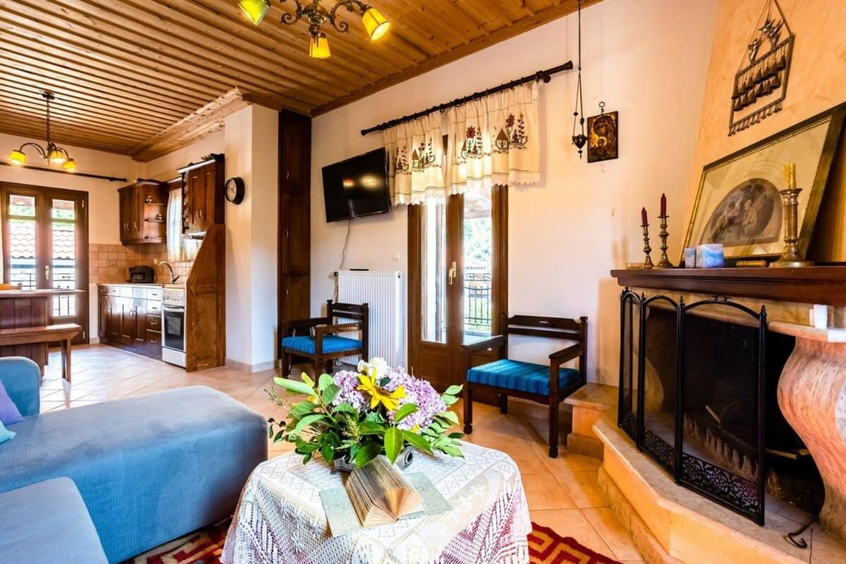 Stemnitsa Stone Residence - Comfy Mountain Getaway Eksteriør bilde